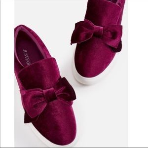 JustFab Whitley Burgundy Slip Ons Size 8.5